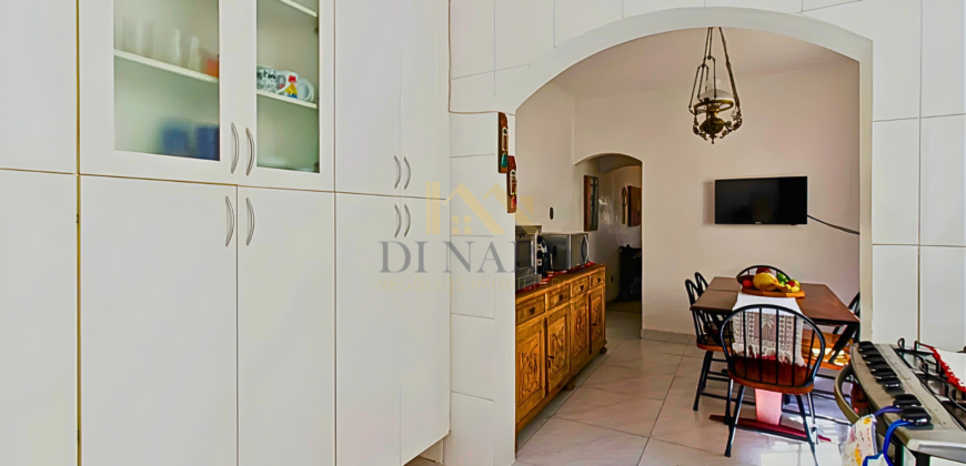 Sobrado à Venda na Vila Ipojuca: 163m² com 4 Dormitórios e Localização Premium