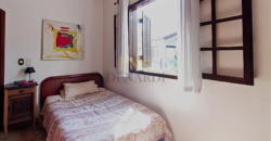 Sobrado à Venda na Vila Ipojuca: 163m² com 4 Dormitórios e Localização Premium