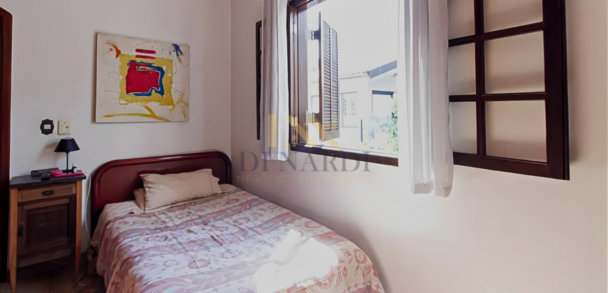 Sobrado à Venda na Vila Ipojuca: 163m² com 4 Dormitórios e Localização Premium