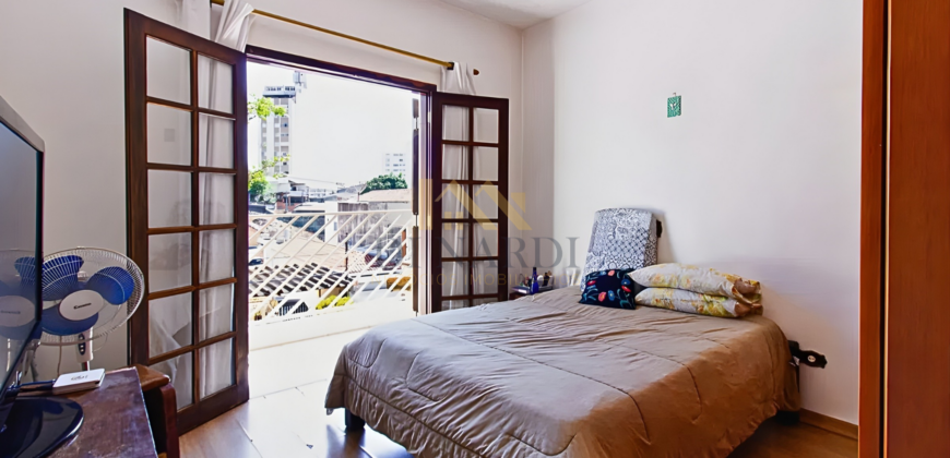 Sobrado à Venda na Vila Ipojuca: 163m² com 4 Dormitórios e Localização Premium