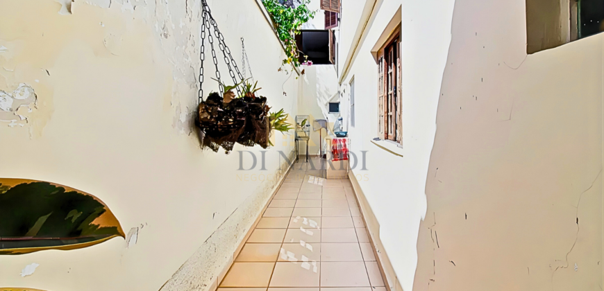 Sobrado à Venda na Vila Ipojuca: 163m² com 4 Dormitórios e Localização Premium