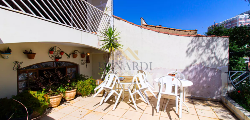 Sobrado à Venda na Vila Ipojuca: 163m² com 4 Dormitórios e Localização Premium