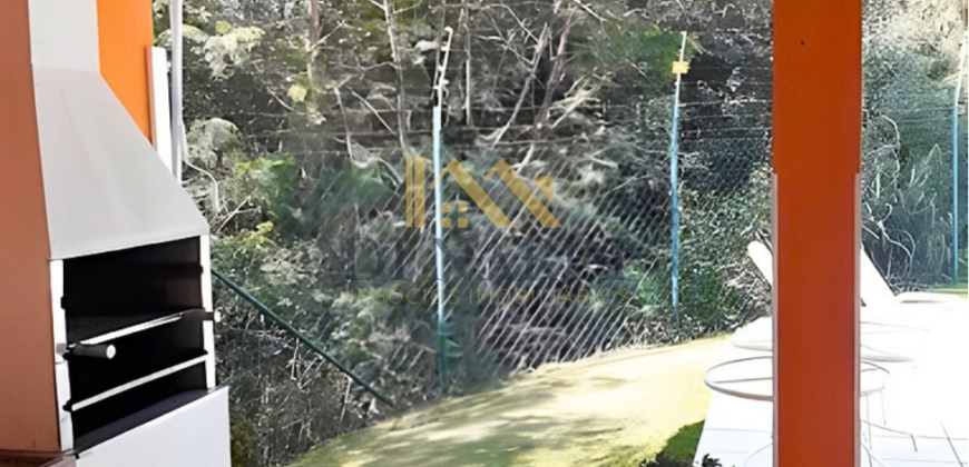 Casa com 3 Dormitórios, Móveis Modulados e Infraestrutura de Clube na Zona Leste de Sorocaba