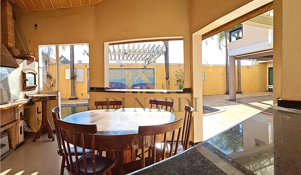 area-goumet-espacosa-quintal-e-piscina