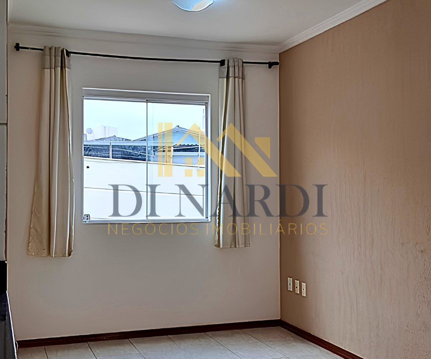 sala-com-ventilador-de-teto-em-sorocaba-sobrado-para-locacao