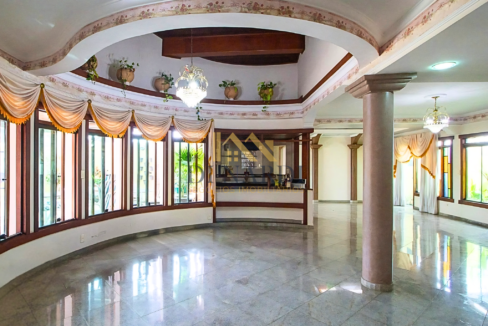 sala-estilo-colonial-imovel-comercial-a-venda-em-sorocaba-sp
