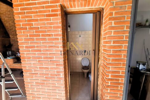 Casa-com-edícula-banheiro-externo-espaço-gourmet