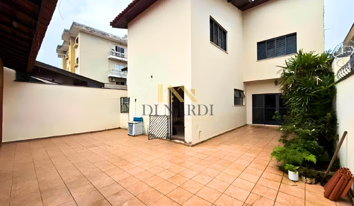 Casa-com-edícula-quintal-espaçoso-Sorocaba