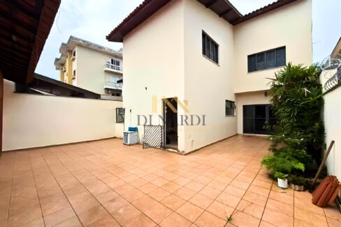 Casa-com-edícula-quintal-espaçoso-Sorocaba