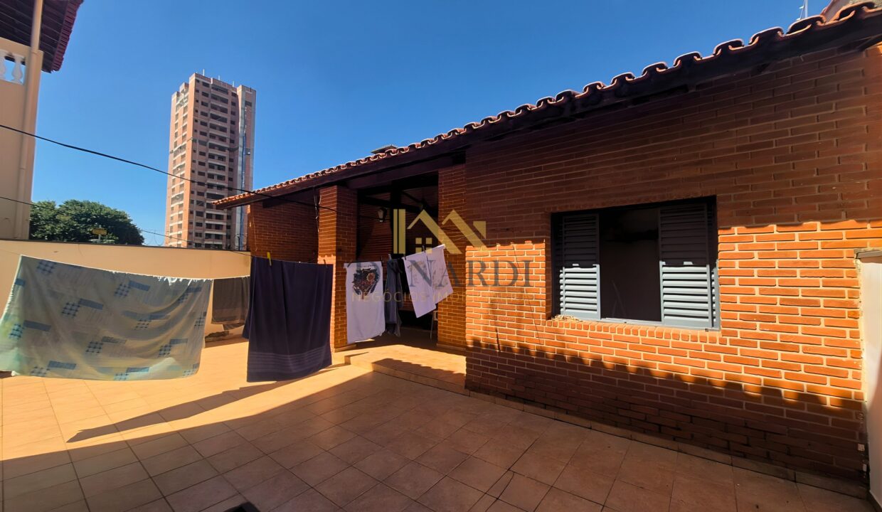 Casa-com-edícula-quintal-espaçoso-em-Sorocaba