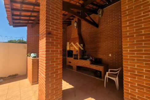 area-gourmet-churrasqueira-quintal-casa-com-edícula