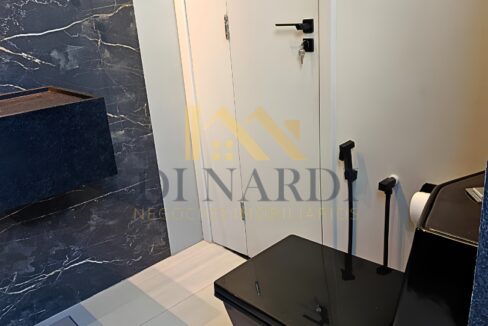 banheiro-vaso-sanitário-moderno-casa-4-suites-ibiti-reserva-venda-oportunidade