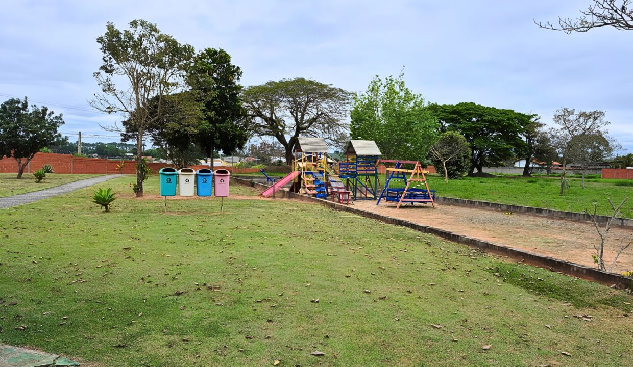 condominio-com-playground-e-espaco-gourmet-terreno-a-venda