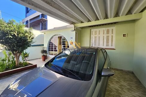 garagem-coberta-casa-barra-funda