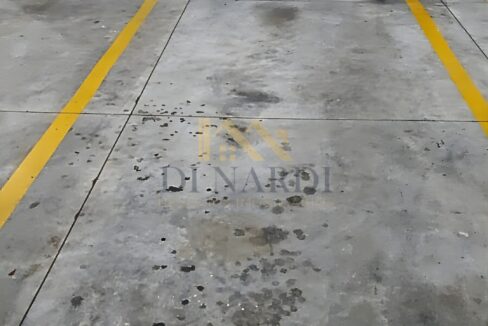 vaga-garagem-coberta-demarcada-dupla