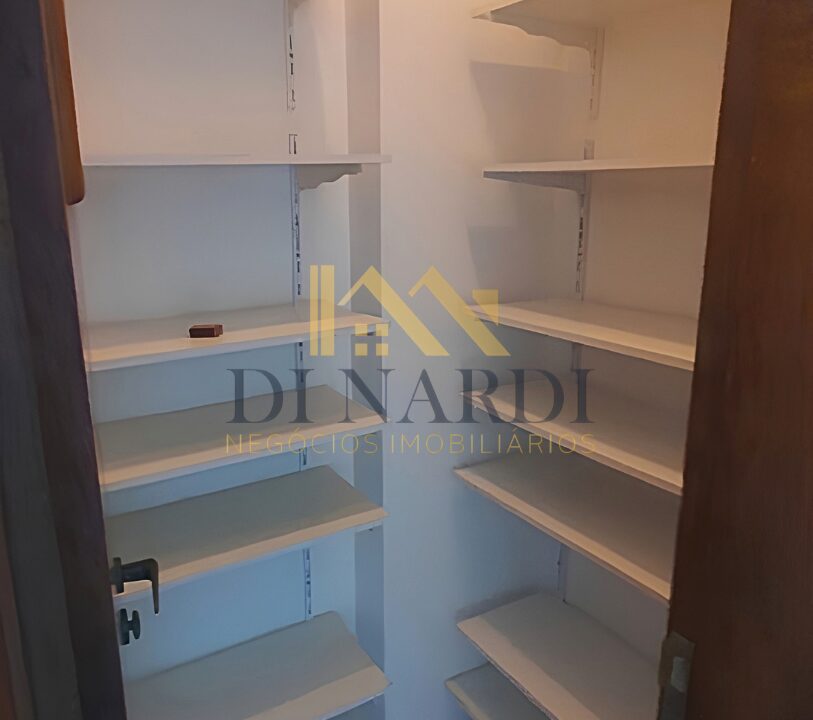 apartamento-a-venda-cozinha-grande-e-despensa