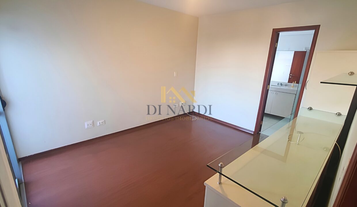 apto-a-venda-com-tres-quartos-sala-grande