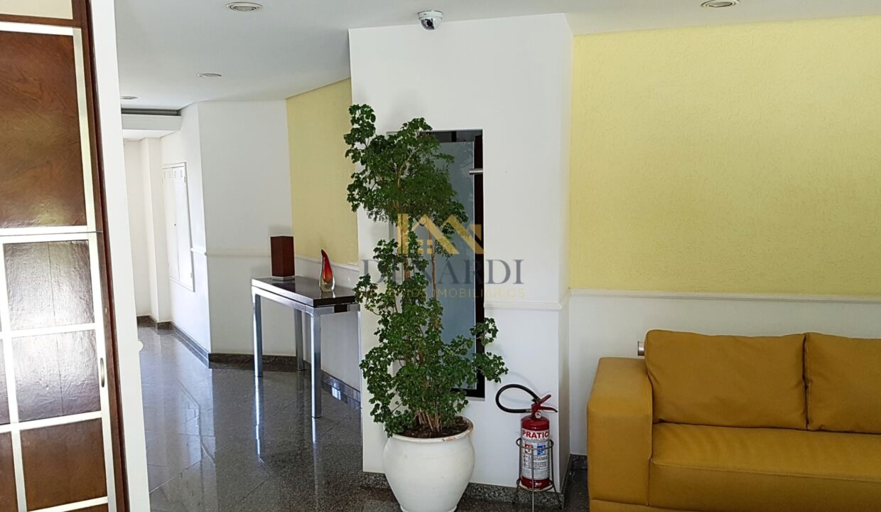 hall-de-entrada-decorado-apto-a-venda-em-sp