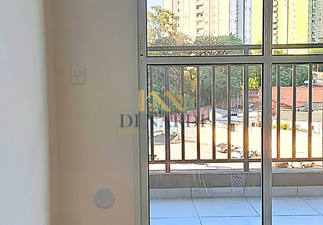 sala-com-canto-alemao-e-painel-mirage-sorocaba