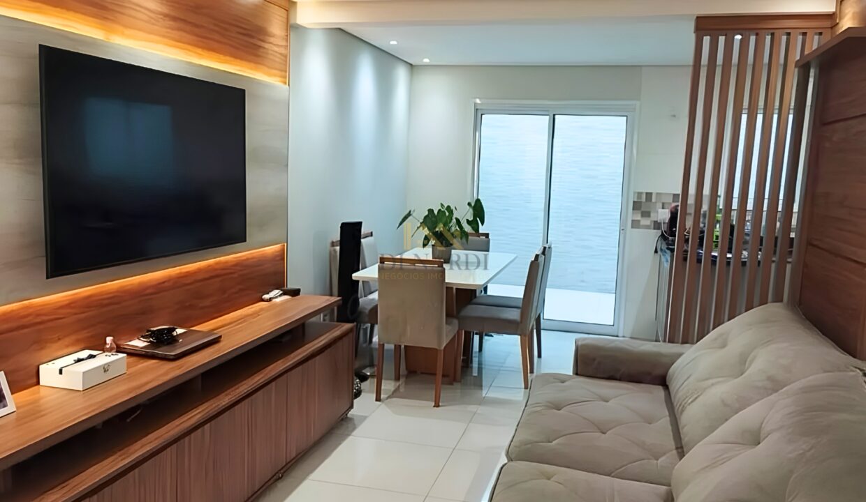 sala-de-estar-com-gesso-e-sanca-instalada-casa-com-sobrado-a-venda-em-pirituba-sp